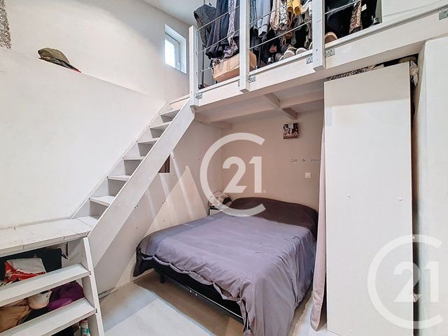 Appartement à vendre - 3 pièces - 50.53 m2 - ST MITRE LES REMPARTS - 13 - PROVENCE-ALPES-COTE-D-AZUR - Century 21 Cabinet Corvaja