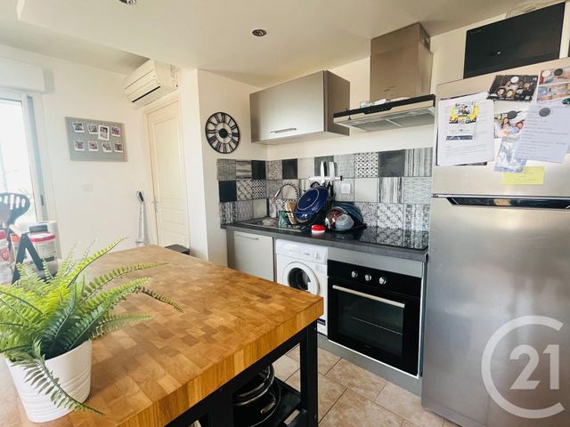 Appartement T2 à vendre - 2 pièces - 38.0 m2 - MIRAMAS - 13 - PROVENCE-ALPES-COTE-D-AZUR - Century 21 Cabinet Corvaja