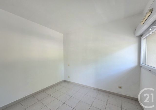 Appartement F3 à vendre - 3 pièces - 61.0 m2 - ISTRES - 13 - PROVENCE-ALPES-COTE-D-AZUR - Century 21 Cabinet Corvaja