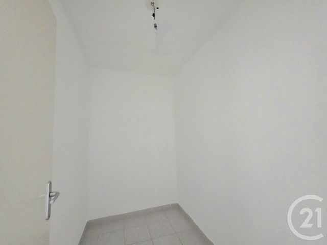 Appartement F3 à vendre - 3 pièces - 61.0 m2 - ISTRES - 13 - PROVENCE-ALPES-COTE-D-AZUR - Century 21 Cabinet Corvaja