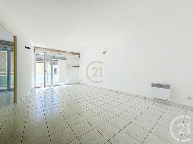 Appartement T2 à louer - 2 pièces - 46.41 m2 - ISTRES - 13 - PROVENCE-ALPES-COTE-D-AZUR - Century 21 Cabinet Corvaja
