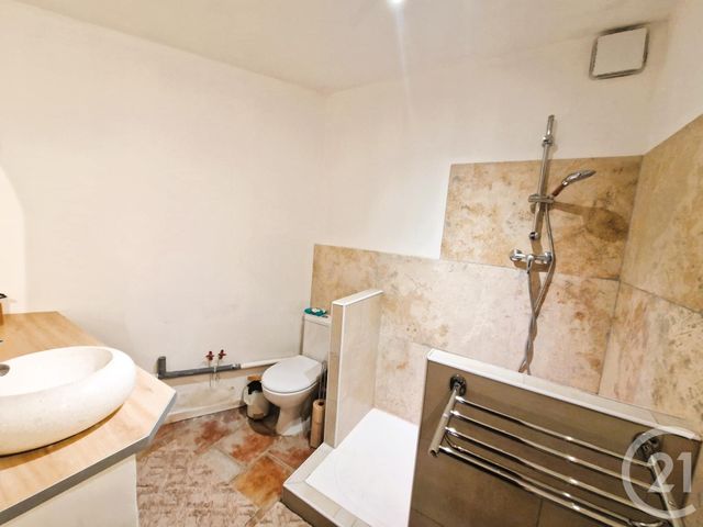 Appartement à vendre - 2 pièces - 43.78 m2 - MIRAMAS - 13 - PROVENCE-ALPES-COTE-D-AZUR - Century 21 Cabinet Corvaja