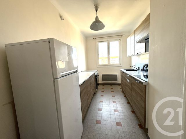 Appartement T3 à louer - 3 pièces - 54.92 m2 - ISTRES - 13 - PROVENCE-ALPES-COTE-D-AZUR - Century 21 Cabinet Corvaja
