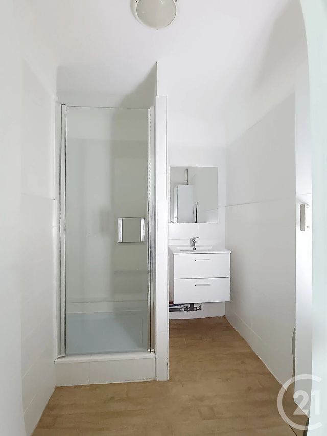 Appartement T3 à vendre - 3 pièces - 57.77 m2 - PORT DE BOUC - 13 - PROVENCE-ALPES-COTE-D-AZUR - Century 21 Cabinet Corvaja