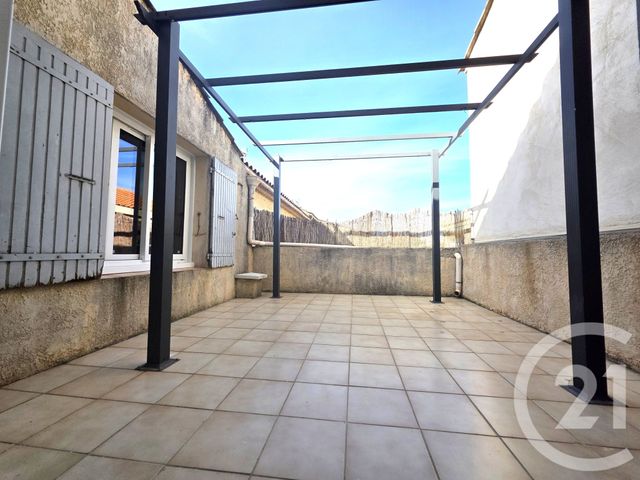 Appartement F3 bis à vendre - 4 pièces - 63.49 m2 - MIRAMAS - 13 - PROVENCE-ALPES-COTE-D-AZUR - Century 21 Cabinet Corvaja