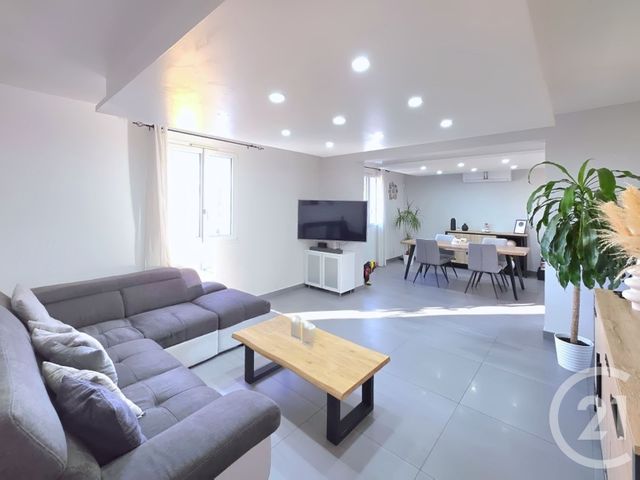 maison à vendre - 4 pièces - 125.0 m2 - ST MITRE LES REMPARTS - 13 - PROVENCE-ALPES-COTE-D-AZUR - Century 21 Cabinet Corvaja