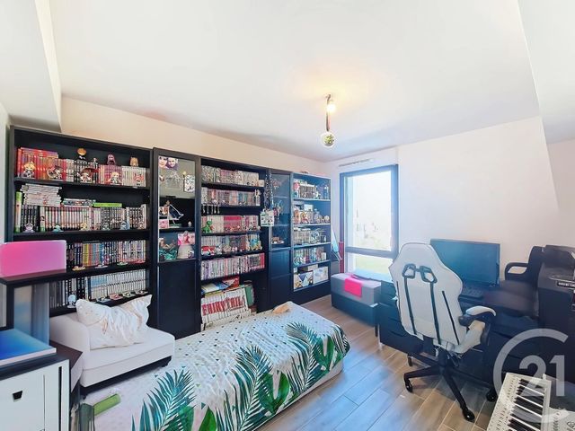 Appartement T4 à vendre - 4 pièces - 66.74 m2 - ISTRES - 13 - PROVENCE-ALPES-COTE-D-AZUR - Century 21 Cabinet Corvaja