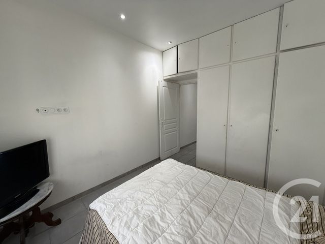 Appartement T3 à louer - 3 pièces - 51.97 m2 - PORT ST LOUIS DU RHONE - 13 - PROVENCE-ALPES-COTE-D-AZUR - Century 21 Cabinet Corvaja