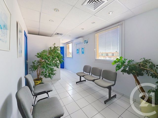 Appartement T2 à vendre - 2 pièces - 43.81 m2 - ISTRES - 13 - PROVENCE-ALPES-COTE-D-AZUR - Century 21 Cabinet Corvaja