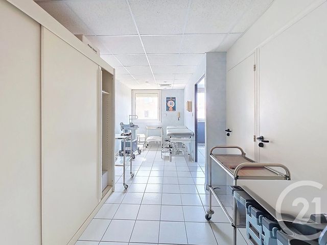 Appartement T2 à vendre - 2 pièces - 43.81 m2 - ISTRES - 13 - PROVENCE-ALPES-COTE-D-AZUR - Century 21 Cabinet Corvaja