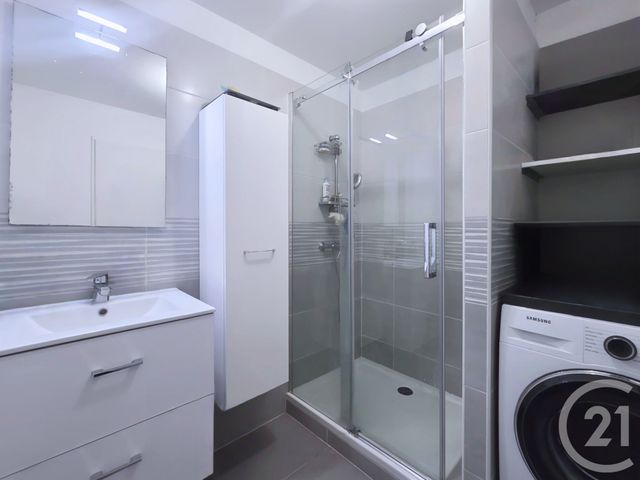 Appartement à vendre - 4 pièces - 70.0 m2 - ISTRES - 13 - PROVENCE-ALPES-COTE-D-AZUR - Century 21 Cabinet Corvaja