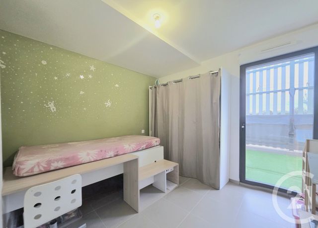 Appartement à vendre - 4 pièces - 70.0 m2 - ISTRES - 13 - PROVENCE-ALPES-COTE-D-AZUR - Century 21 Cabinet Corvaja