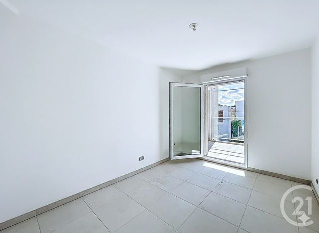 Appartement T4 à vendre - 4 pièces - 95.85 m2 - ISTRES - 13 - PROVENCE-ALPES-COTE-D-AZUR - Century 21 Cabinet Corvaja