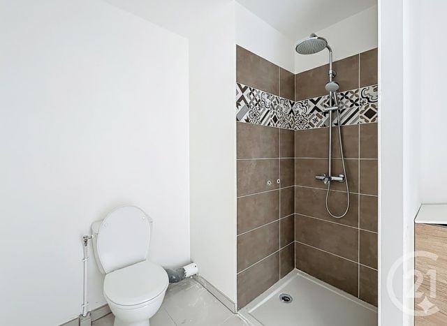 Appartement T4 à vendre - 4 pièces - 95.85 m2 - ISTRES - 13 - PROVENCE-ALPES-COTE-D-AZUR - Century 21 Cabinet Corvaja