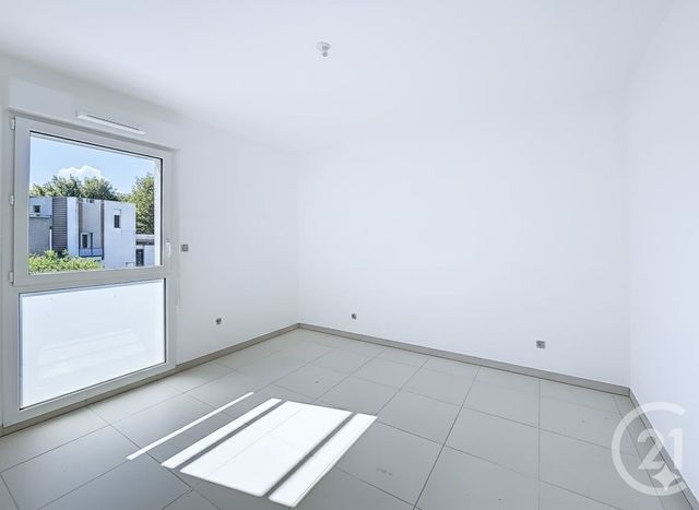 Appartement T3 à vendre - 3 pièces - 71.08 m2 - ISTRES - 13 - PROVENCE-ALPES-COTE-D-AZUR - Century 21 Cabinet Corvaja