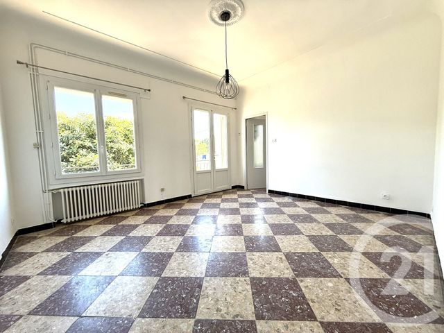 Appartement T4 à louer - 4 pièces - 81.2 m2 - ISTRES - 13 - PROVENCE-ALPES-COTE-D-AZUR - Century 21 Cabinet Corvaja