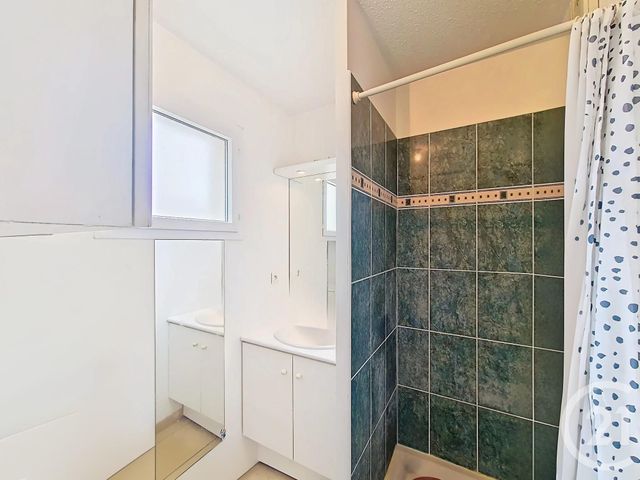 Afficher la photo en grand Appartement T4 à vendre - 4 pièces - 79.93 m2 - ISTRES - 13 - PROVENCE-ALPES-COTE-D-AZUR - Century 21 Cabinet Corvaja