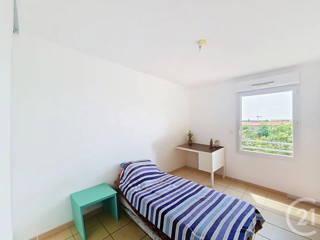 Afficher la photo en grand Appartement T4 à vendre - 4 pièces - 79.93 m2 - ISTRES - 13 - PROVENCE-ALPES-COTE-D-AZUR - Century 21 Cabinet Corvaja