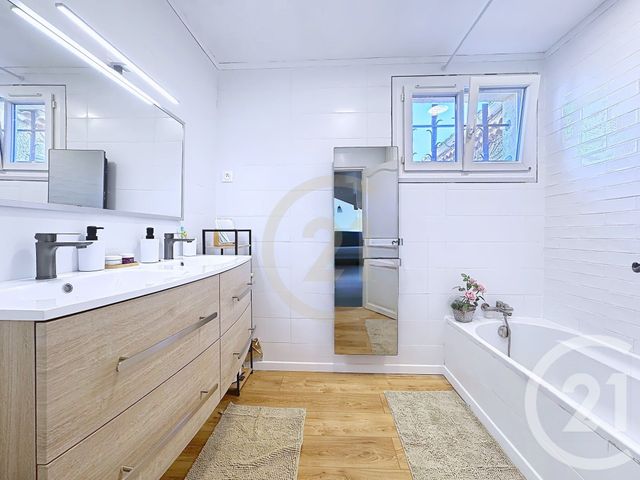 maison à vendre - 5 pièces - 143.59 m2 - ISTRES - 13 - PROVENCE-ALPES-COTE-D-AZUR - Century 21 Cabinet Corvaja