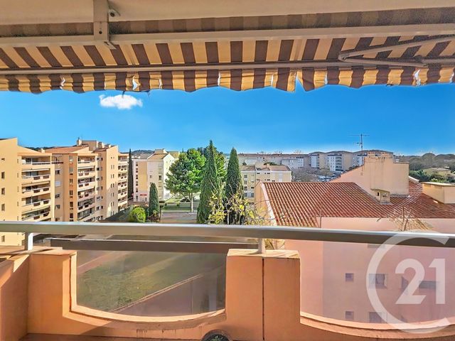 Appartement T4 à vendre - 4 pièces - 87.66 m2 - ISTRES - 13 - PROVENCE-ALPES-COTE-D-AZUR - Century 21 Cabinet Corvaja