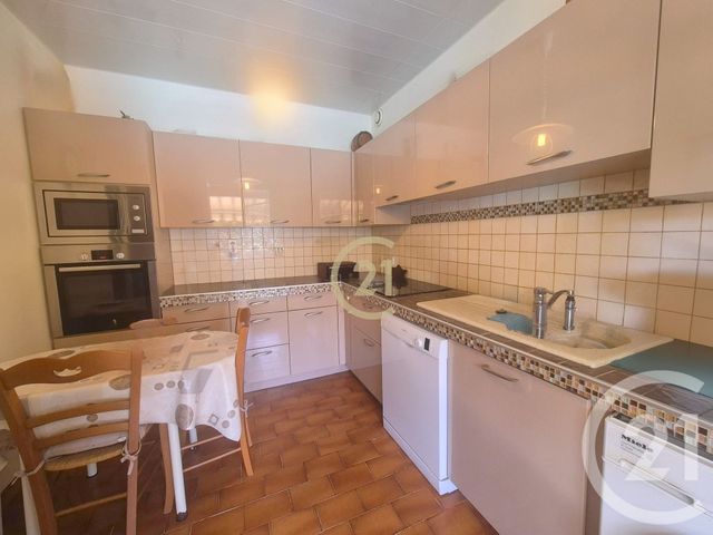 maison à vendre - 5 pièces - 117.0 m2 - ST MITRE LES REMPARTS - 13 - PROVENCE-ALPES-COTE-D-AZUR - Century 21 Cabinet Corvaja