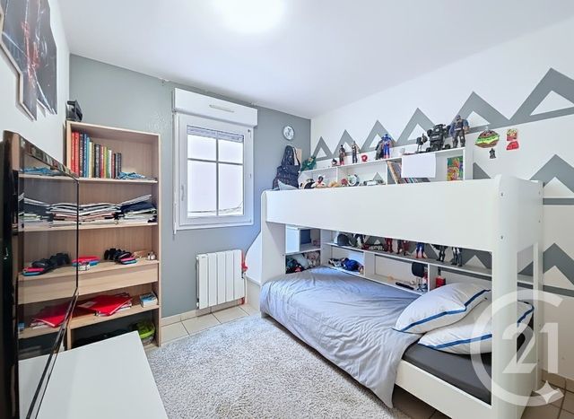 Appartement T3 à vendre - 3 pièces - 59.0 m2 - ISTRES - 13 - PROVENCE-ALPES-COTE-D-AZUR - Century 21 Cabinet Corvaja