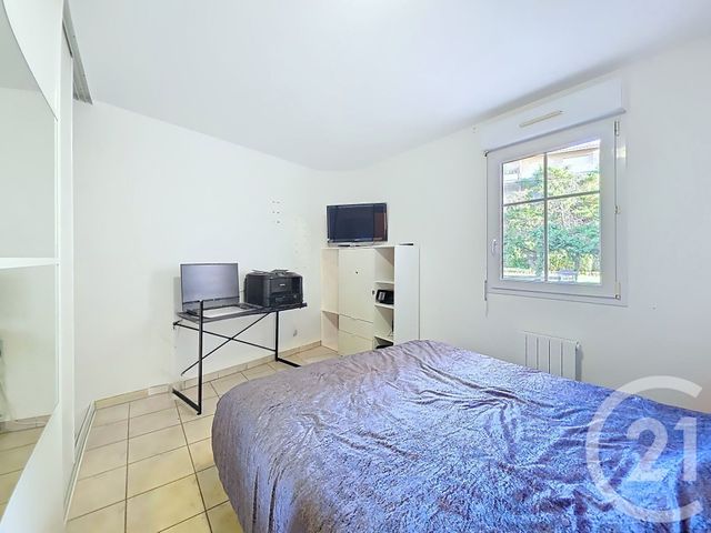 Appartement T3 à vendre - 3 pièces - 59.0 m2 - ISTRES - 13 - PROVENCE-ALPES-COTE-D-AZUR - Century 21 Cabinet Corvaja