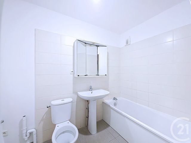 Appartement à vendre - 2 pièces - 39.37 m2 - FOS SUR MER - 13 - PROVENCE-ALPES-COTE-D-AZUR - Century 21 Cabinet Corvaja