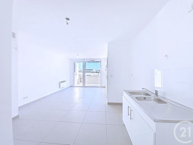 Appartement à vendre - 2 pièces - 39.37 m2 - FOS SUR MER - 13 - PROVENCE-ALPES-COTE-D-AZUR - Century 21 Cabinet Corvaja