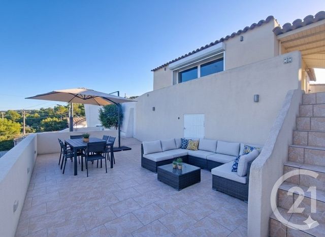 maison à vendre - 5 pièces - 101.9 m2 - ST MITRE LES REMPARTS - 13 - PROVENCE-ALPES-COTE-D-AZUR - Century 21 Cabinet Corvaja