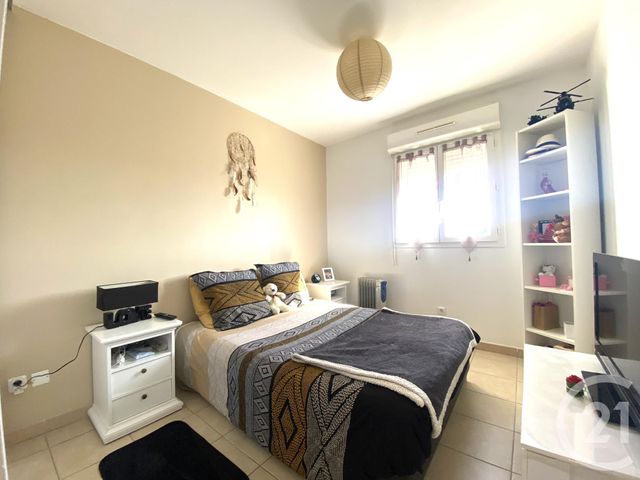 Appartement à louer - 3 pièces - 65.79 m2 - FOS SUR MER - 13 - PROVENCE-ALPES-COTE-D-AZUR - Century 21 Cabinet Corvaja