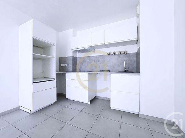 Appartement F3 à vendre - 3 pièces - 61.82 m2 - ISTRES - 13 - PROVENCE-ALPES-COTE-D-AZUR - Century 21 Cabinet Corvaja