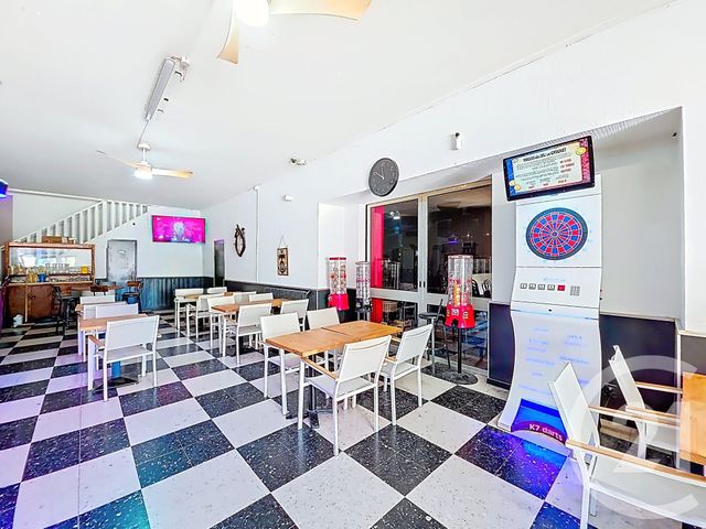 divers à vendre - 300.0 m2 - ST MITRE LES REMPARTS - 13 - PROVENCE-ALPES-COTE-D-AZUR - Century 21 Cabinet Corvaja