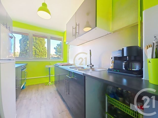 Appartement à vendre - 3 pièces - 57.96 m2 - ISTRES - 13 - PROVENCE-ALPES-COTE-D-AZUR - Century 21 Cabinet Corvaja