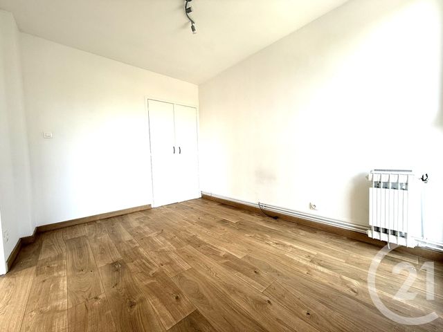 Appartement T4 à louer - 4 pièces - 72.59 m2 - SALON DE PROVENCE - 13 - PROVENCE-ALPES-COTE-D-AZUR - Century 21 Cabinet Corvaja