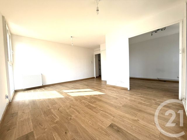 Appartement T4 à louer - 4 pièces - 72.59 m2 - SALON DE PROVENCE - 13 - PROVENCE-ALPES-COTE-D-AZUR - Century 21 Cabinet Corvaja