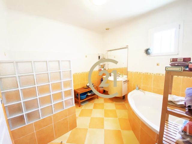 maison à vendre - 4 pièces - 113.0 m2 - ISTRES - 13 - PROVENCE-ALPES-COTE-D-AZUR - Century 21 Cabinet Corvaja maison à vendre - 4 pièces - 113.0 m2 - ISTRES - 13 - PROVENCE-ALPES-COTE-D-AZUR - Century 21 Cabinet Corvaja