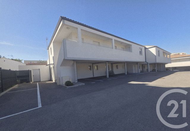 Afficher la photo en grand Appartement T3 à vendre - 3 pièces - 58.51 m2 - MARTIGUES - 13 - PROVENCE-ALPES-COTE-D-AZUR - Century 21 Cabinet Corvaja