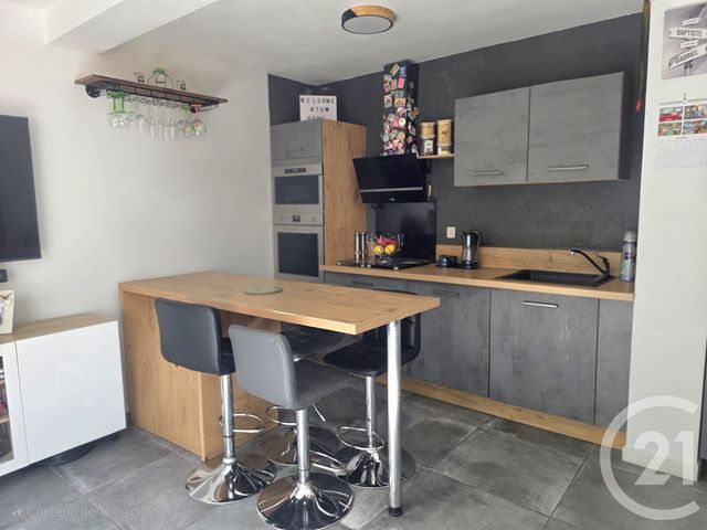 Afficher la photo en grand Appartement T3 à vendre - 3 pièces - 58.51 m2 - MARTIGUES - 13 - PROVENCE-ALPES-COTE-D-AZUR - Century 21 Cabinet Corvaja