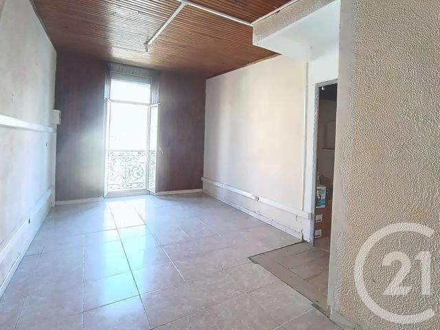 Afficher la photo en grand immeuble à vendre - 180.0 m2 - PORT DE BOUC - 13 - PROVENCE-ALPES-COTE-D-AZUR - Century 21 Cabinet Corvaja