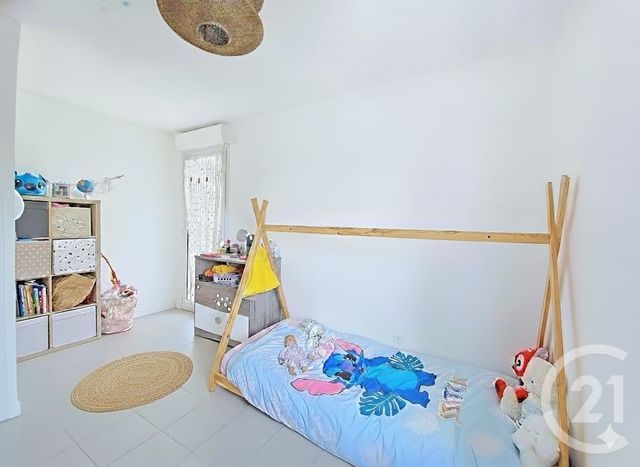 Appartement à vendre - 3 pièces - 62.48 m2 - ISTRES - 13 - PROVENCE-ALPES-COTE-D-AZUR - Century 21 Cabinet Corvaja