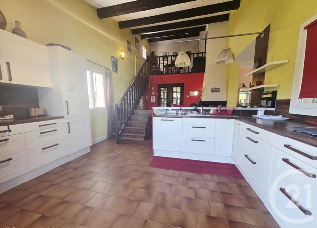 maison à vendre - 5 pièces - 114.77 m2 - ST MITRE LES REMPARTS - 13 - PROVENCE-ALPES-COTE-D-AZUR - Century 21 Cabinet Corvaja