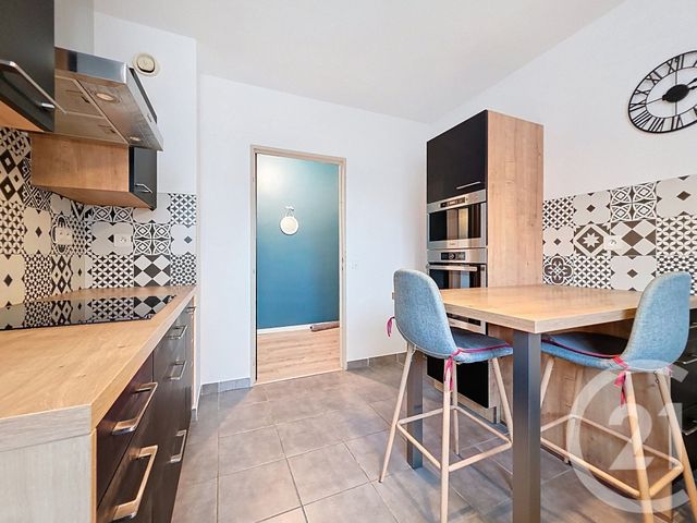 Appartement T4 à vendre - 4 pièces - 104.23 m2 - ISTRES - 13 - PROVENCE-ALPES-COTE-D-AZUR - Century 21 Cabinet Corvaja