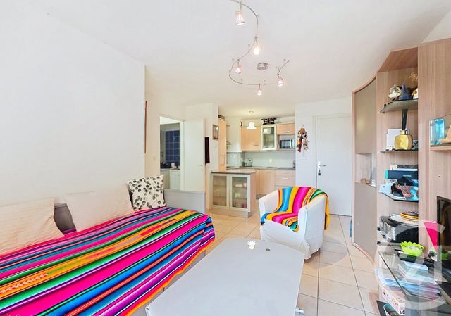 Appartement T2 à vendre - 2 pièces - 38.74 m2 - ISTRES - 13 - PROVENCE-ALPES-COTE-D-AZUR - Century 21 Cabinet Corvaja