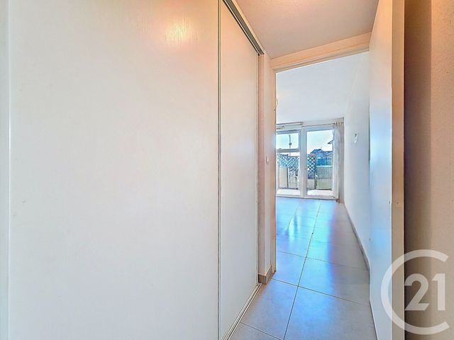 Appartement à vendre - 2 pièces - 43.96 m2 - FOS SUR MER - 13 - PROVENCE-ALPES-COTE-D-AZUR - Century 21 Cabinet Corvaja