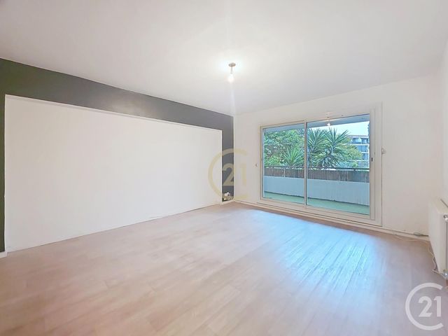 Appartement F3 à vendre - 3 pièces - 76.0 m2 - ISTRES - 13 - PROVENCE-ALPES-COTE-D-AZUR - Century 21 Cabinet Corvaja