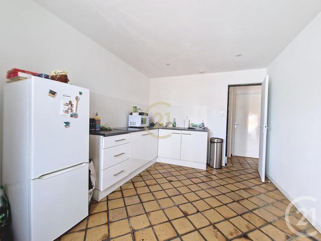 maison à vendre - 4 pièces - 85.57 m2 - ST MITRE LES REMPARTS - 13 - PROVENCE-ALPES-COTE-D-AZUR - Century 21 Cabinet Corvaja