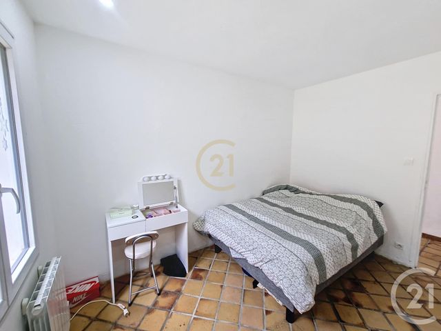 maison à vendre - 4 pièces - 85.57 m2 - ST MITRE LES REMPARTS - 13 - PROVENCE-ALPES-COTE-D-AZUR - Century 21 Cabinet Corvaja