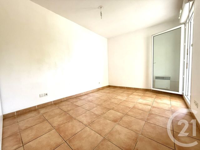 Appartement T2 à louer - 2 pièces - 38.1 m2 - ISTRES - 13 - PROVENCE-ALPES-COTE-D-AZUR - Century 21 Cabinet Corvaja