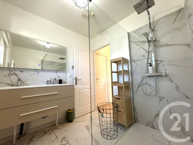 maison à louer - 4 pièces - 95.0 m2 - ISTRES - 13 - PROVENCE-ALPES-COTE-D-AZUR - Century 21 Cabinet Corvaja